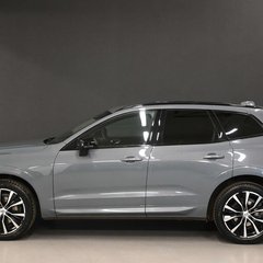 Volvo XC60 2.0 XC60 + B5 MHEV AWD Auto 4WD 5dr 1