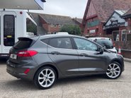 Ford Fiesta TITANIUM X 2