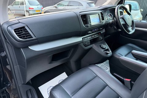 Toyota Proace Verso D-4D L2 VIP - 7 SEATER - AUTOMATIC  16