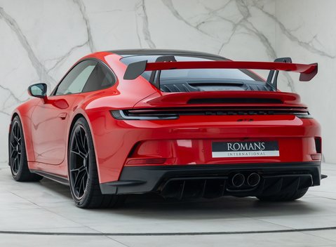 Porsche 911 GT3 (992) 10