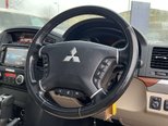 Mitsubishi Shogun 3.2 DI-DC SG3 SUV 5dr Diesel Auto 4WD Euro 5 LWB (197 ps) 29
