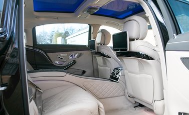 Mercedes-Benz M Class S600 14