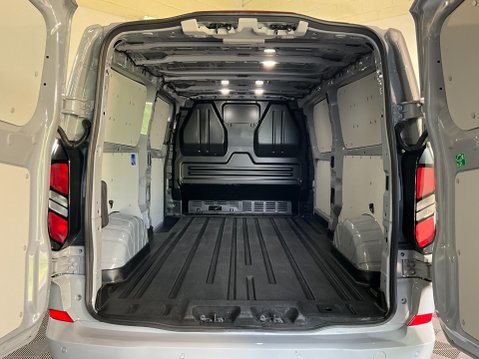 Ford Transit Custom 2.0 320 EcoBlue Limited L2 H1 Euro 6 (s/s) 5dr 7