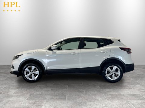 Nissan Qashqai 1.3 DIG-T Acenta Premium SUV 5dr Petrol Manual Euro 6 (s/s) (160 ps) 4