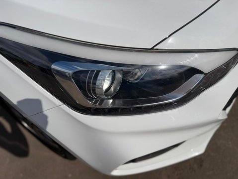 Hyundai i20 1.2 SE Launch Edition Euro 6 (s/s) 5dr 33