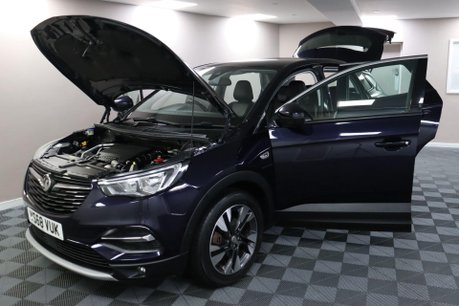 Vauxhall Grandland X SPORT NAV S/S 16
