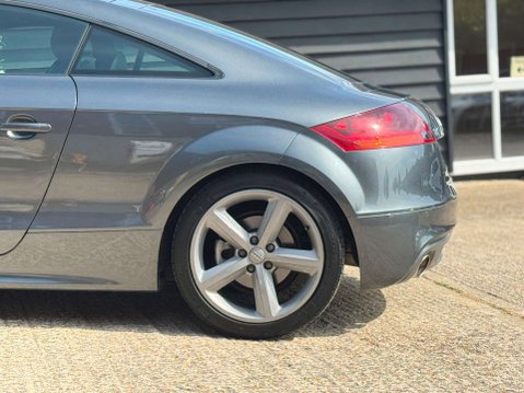 Audi TT 2.0 TFSI S line Coupe 3dr Petrol S Tronic Euro 5 (s/s) (211 ps) 10