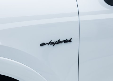 Porsche Cayenne V6 E-HYBRID Coupe 