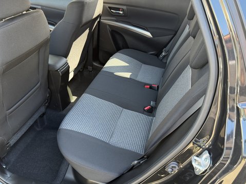 Suzuki S-Cross 1.4 Boosterjet 48V Hybrid Motion 5dr 37