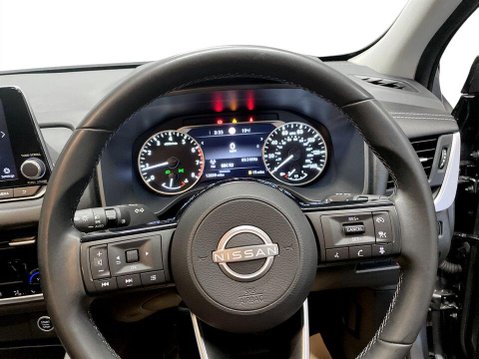 Nissan Qashqai 1.3 DIG-T MHEV Acenta Premium SUV 5dr Petrol Hybrid Manual Euro 6 (s/s) (14 12