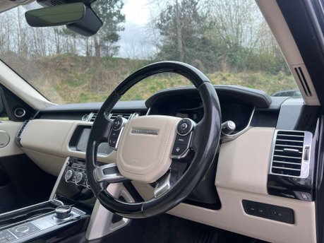Land Rover Range Rover 3.0 Range Rover Vogue TDV6 Auto 4WD 5dr 14