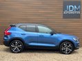 Volvo XC40 2.0 XC40 R-Design Pro T4 Auto 5dr 3