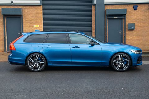 Volvo V90 2.0 V90 R-Design+ D5 PowerPulse AWD Auto 4WD 5dr 8