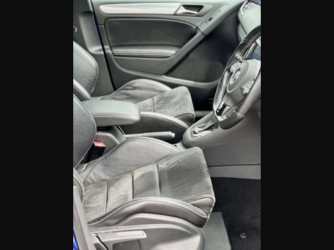 Volkswagen Golf R 2.0 DSG (Wingback) DCC 13