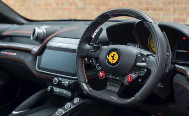 Ferrari GTC4 Lusso 11