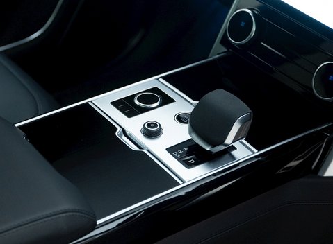 Land Rover Range Rover P400 Autobiography 19