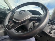 Volkswagen Golf E-GOLF 13