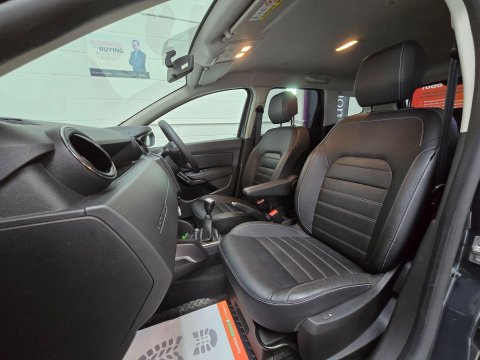 Dacia Duster 1.3 TCe Prestige Euro 6 (s/s) 5dr 42