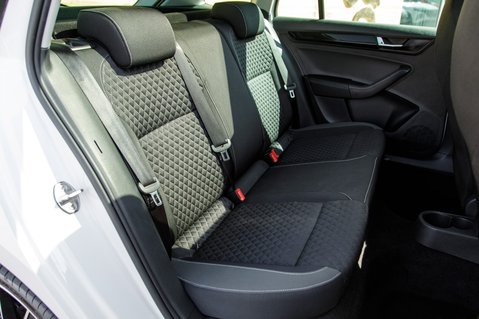 Skoda Rapid SPACEBACK SE SPORT TSI 29
