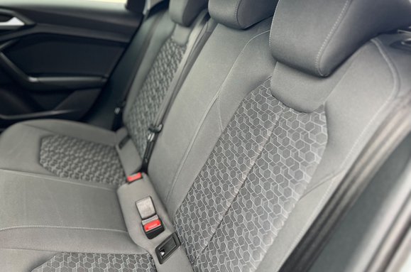 Audi A1 SPORTBACK 1.0 TFSI TECHNIK 39