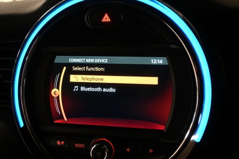 Mini Hatch 1.5 Cooper Sport Auto 5dr 32