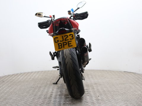 Ducati Monster 937 MONSTER 937 11