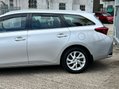 Toyota Auris VVT-I ICON TOURING SPORTS TSS 19