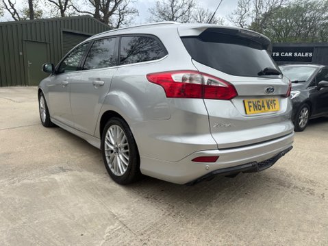 Ford Focus 1.0T EcoBoost Zetec S Estate 5dr Petrol Manual Euro 5 (s/s) (125 ps) 10