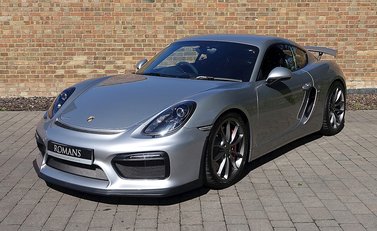 Porsche Cayman GT4 3