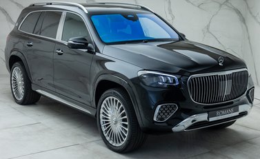 Mercedes-Benz GLS 600 Maybach 11
