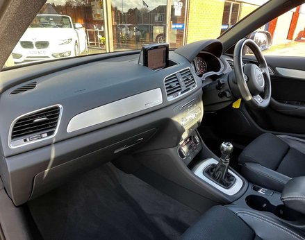 Audi Q3 2.0 Q3 S Line Edition TDI Quattro 4WD 5dr 17