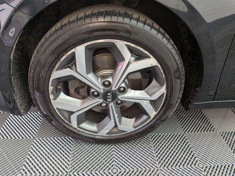 Kia Ceed 1.6 CRDi 3 DCT Euro 6 (s/s) 5dr 30
