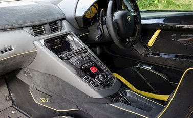 Lamborghini Aventador SV LP750-4 10