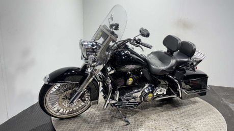 Harley-Davidson Touring 1690 FLHRC ROADKING CLASSIC 2012 TO MANY EXTRAS 21' WHEEL 5