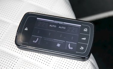 Bentley Flying Spur V8 S Mulliner 24