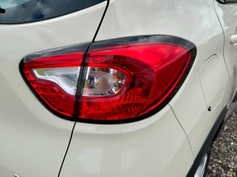 Renault Captur DYNAMIQUE NAV TCE 50