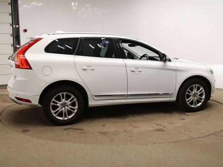 Volvo XC60 2.4 XC60 SE Luxury Nav D5 AWD Auto 4WD 5dr 7