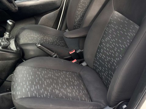 Vauxhall Combo 1.2 Combo 2000 L1H1 CDTi Sportive 18