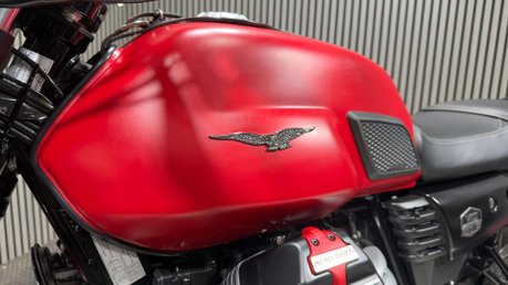 Moto Guzzi V7 750 STONE 2020 ONLY 7K MOT 9/27 CAFE RACER BOBBER 43