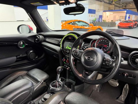Mini Hatch 2.0 John Cooper Works Hatchback 3dr Petrol Auto Euro 6 (s/s) (231 ps) 39