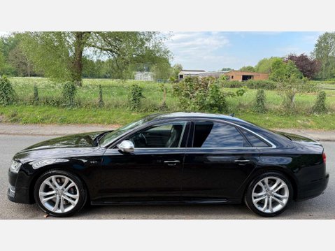 Audi S8 4.0 S8 V8 TFSI Quattro Auto 4WD 4dr 48
