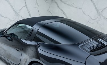 Porsche 911 Targa 4 GTS (992.2) 45