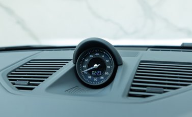 Porsche 911 Carrera S (992) 18