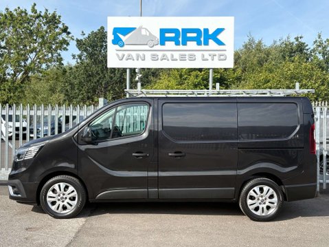 Renault Trafic 2.0 dCi Blue SL28 Sport Panel Van 5dr Diesel Manual L1 H1 Euro 6 (s/s) (130 34