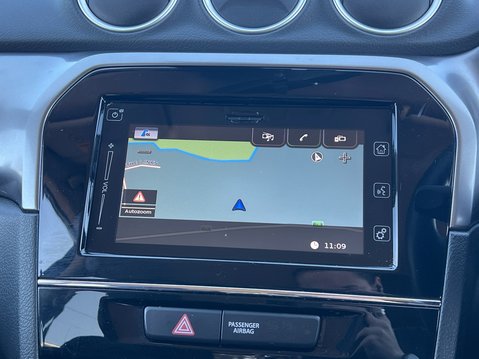 Suzuki Vitara SZ-T BOOSTERJET MHEV 24