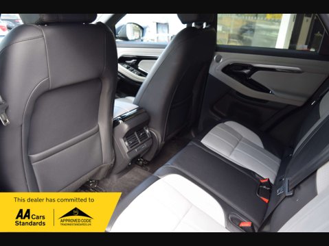 Land Rover Range Rover Evoque 2.0 Range Rover Evoque R-Dynamic SE D Auto 4WD 5dr 34
