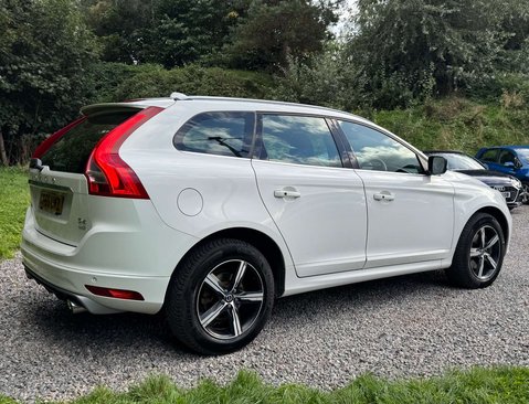 Volvo XC60 2.4 XC60 R-Design Luxury Nav D4 AWD Auto 4WD 5dr 5