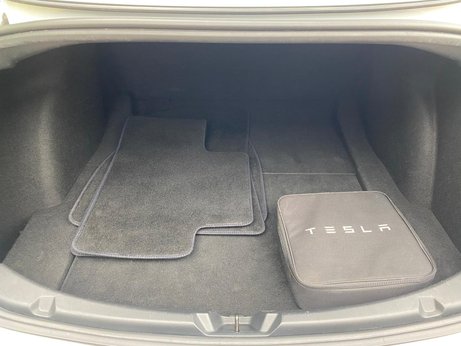 Tesla Model 3 (Dual Motor) Long Range Auto 4WDE 4dr 25
