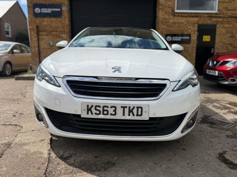 Peugeot 308 1.6 THP Feline Hatchback 5dr Petrol Manual 12