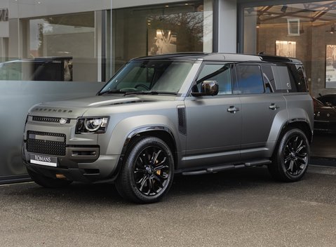 Land Rover Defender 110 OCTA EDITION ONE 2